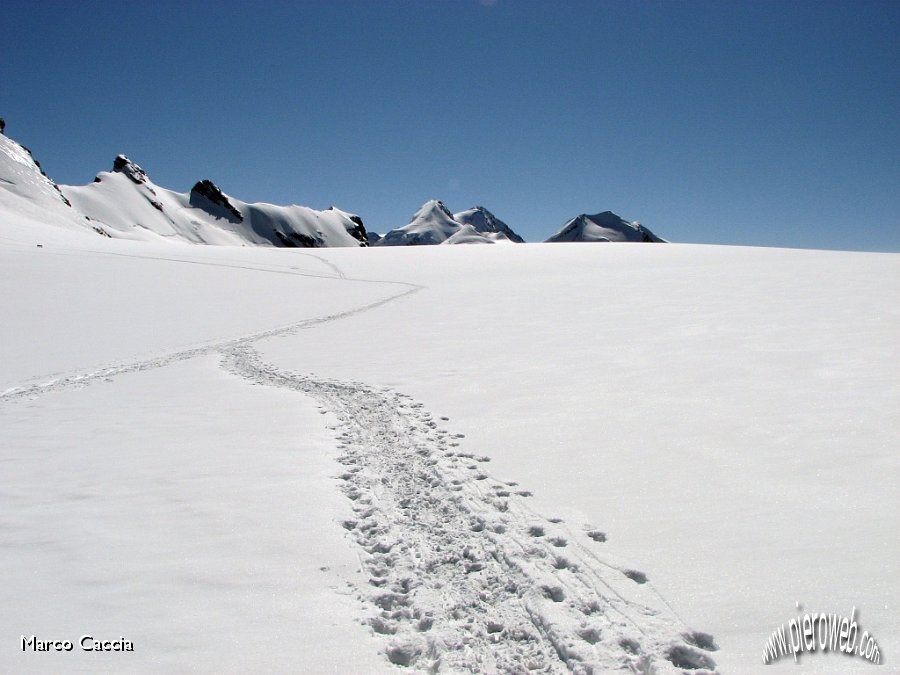 27_Tracce verso Roccia Nera Polluce e Castore.JPG